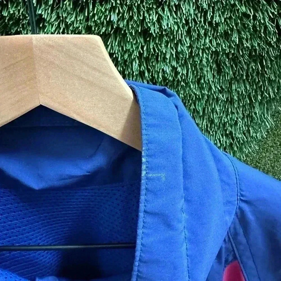 Vintage Blue and Pink Ski Jacket - Picture 3 of 4